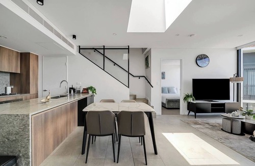 Mascot Apartment | The Sky Den Stylish Rooftop Luxury in Mascot