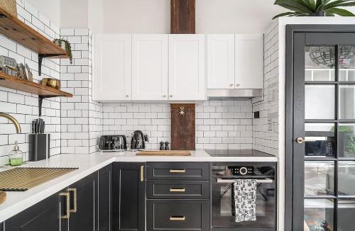 Darling Harbour Apartment | The Stylist's House - A Chic Inner City Landmark