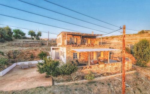 Koundouros Apartment | The Traditional Stone Villa