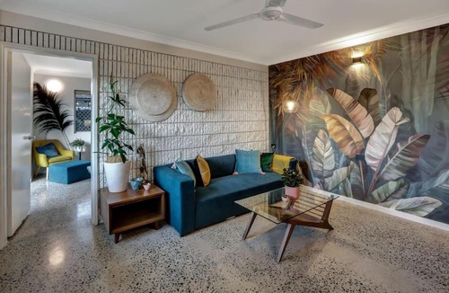 Parramatta Park Apartment | The Tropicana Courtyard