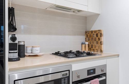 Wentworth Point Apartment | The Urban Escape - Stylish apartment in the Heart of Wentworth Point