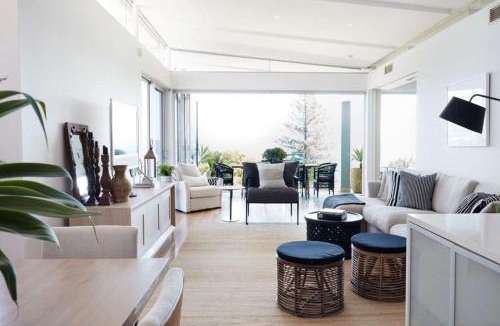 Nelson Bay House | The Waterview, 2 76 Magnus St - complete style, comfort, luxury and spectacular waterviews