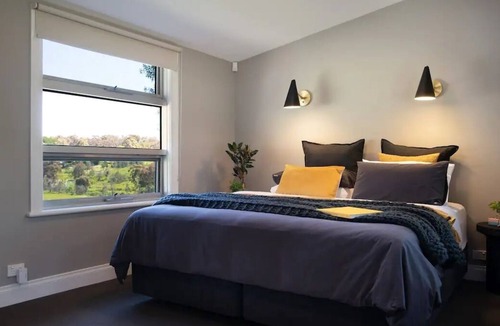 Shepherds Flat House | The Welcome Paddock - Luxury Country Estate close to Daylesford