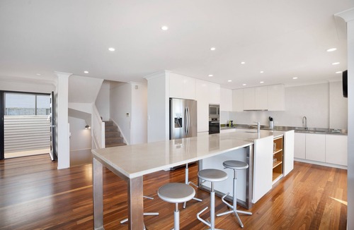 Coolum Beach House | The White House - Spectacular Ocean Views, Central Coolum & WiFi