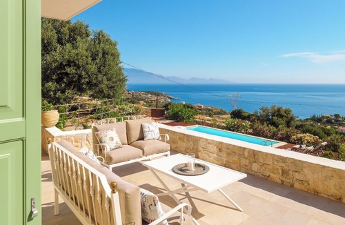 Skinaria Villa | The Yiameli Collection - Levandi
