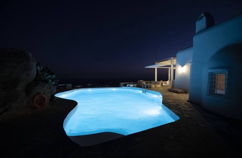Plintri Villa | Theatron Villa Mykonos