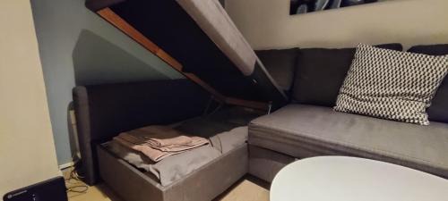 Khalandrion Apartment | Theo's loft