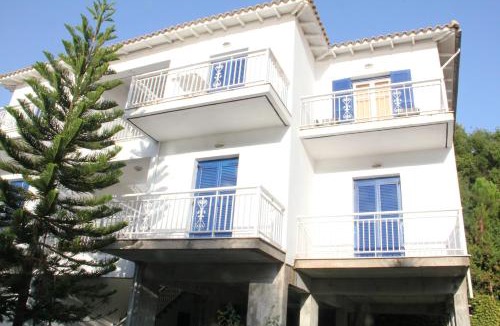 Geni Apartment | Theodora Studios