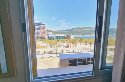 Vlore Apartment | Thoma's K Studios