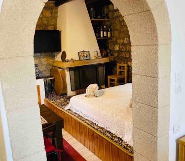 Archangelos House | Thomas house