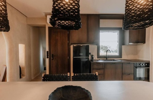 Plaka Villa | Three-Bedroom Superior Villa with Private Pool
