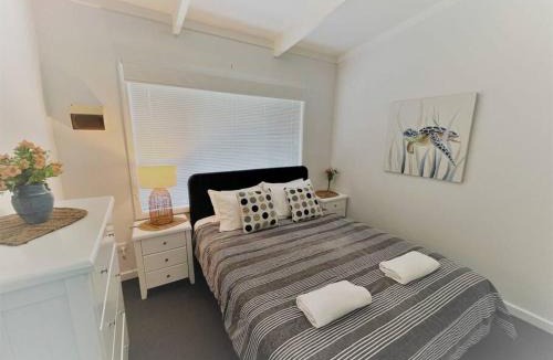 Castletown Apartment | Three Palms Apartments Unit 1