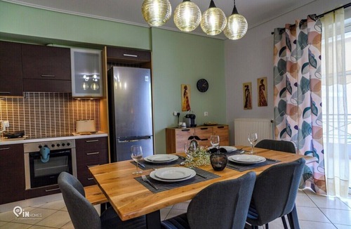 Aigaleo Apartment | Thyme Out - Modern Apartment in Egaleo/Athens