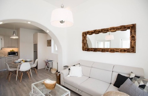 Paraga Villa | TIFFANYS VILLAS - PRIVATE Villa & Private pool with Sea view