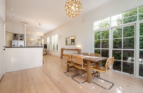 Caulfield East House | Timeless Gem in Malvern East