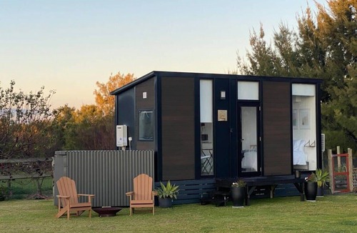 Lake Charm House | Tiny Charm by Tiny Away