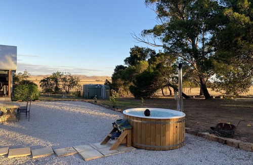 Hallett House | Tiverina Park - Luxury Rural Escape. Your next getaway!