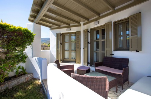 Skiros House | To Pithari