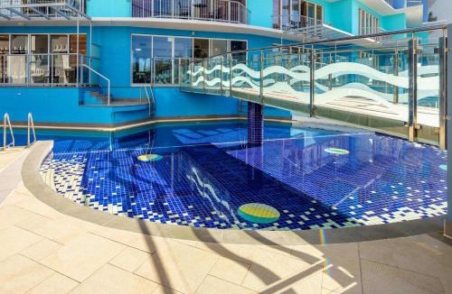 Kings Beach Apartment | Top Floor Unit With Private Rooftop Terrace