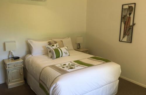 Bald Knob Bed & Breakfast | Top Of The Hill