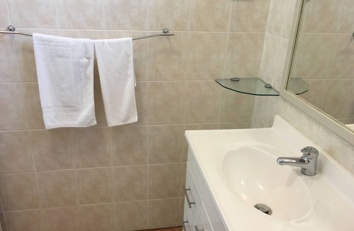 Strathfield Hotel | Town & Country Motel