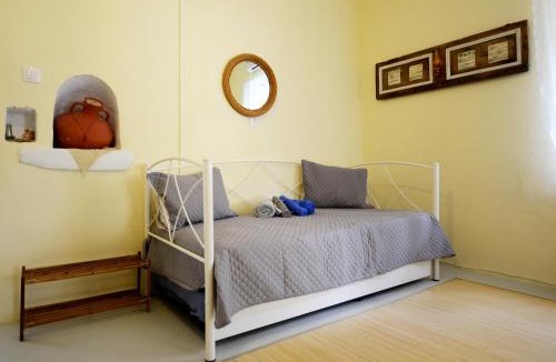 Plokamiana House | Traditional Cretan Country House (9klm from Elafonissi)