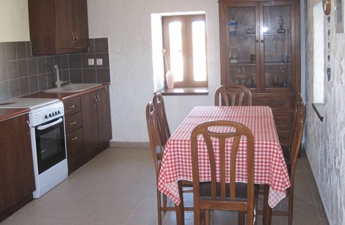 Kos Cottage | Traditional Greek Stone Cottage set in quiet countryside.