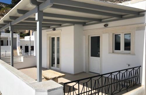 Aperathos Apartment | Traditional house - Apeiranthos Naxos