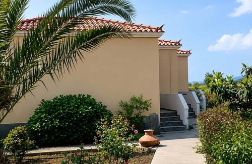 Skala Kallonis Apartment | TRADITIONAL STUDIOS IN NATURE'S BEAUTY, FOR RELAXING FAMILY HOLIDAYS