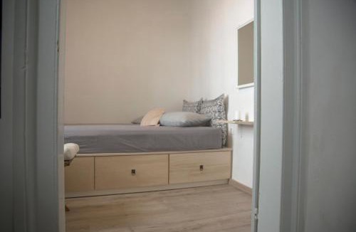 Isternia Apartment | Traditional Village House
