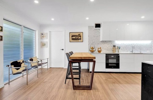 Currumbin Waters House | Tranquil 3 bed getaway in Currumbin Pool and Spa!
