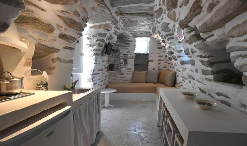 Tinos Town House | Tranquil cottage