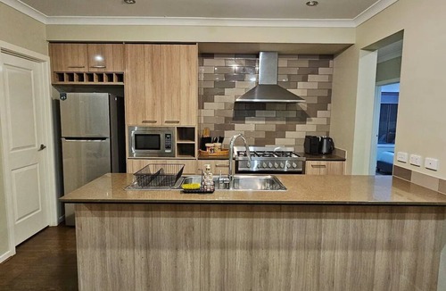 Point Cook House | Tranquil home in Point Cook.