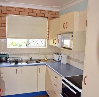 South West Rocks Apartment | Traveller's Palms no 8 - Bring your own linen.