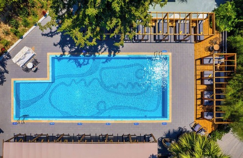 Ixia Hotel | Trees Art Hotel & Suites
