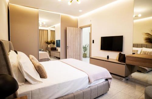 Evosmos Apartment | TReverie Stay -Modern 3BR Apartment for Families & Friends