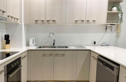 White Rock Apartment | Trinity Links Resort
