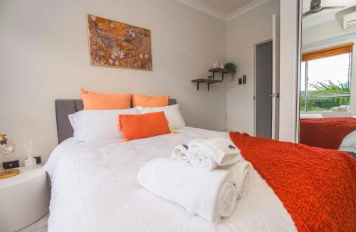 Woolner Apartment | Tropical Bliss in Woolner