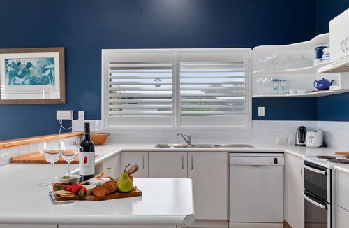 Gracetown House | Tru Blu Beach House - *Beach house, two storey, fully equipped kitchen*