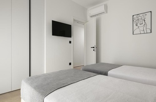 Kremasti Apartment | Tsampika Luxury House