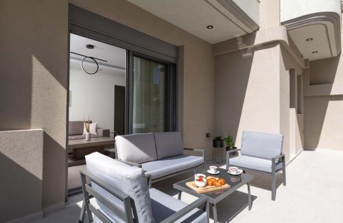 Petaloudes Apartment | Tsatos Luxury Residence