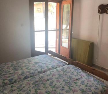 Metamorfosi Apartment | Tsatsalmas Rooms with Sea View