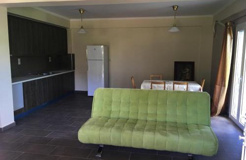 Marantochori Apartment | Tsoutsis Apartments