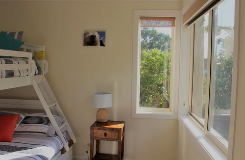 Red Head House | Twilight Breeze - A hidden gem with ocean views and dog friendly
