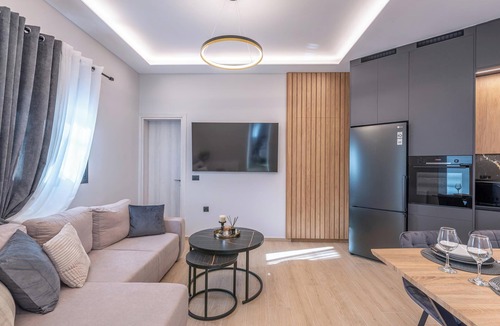 Nafplion City Centre Apartment | Two Bedroom Apartment with Pool View | FD Luxury Suites Nafplio