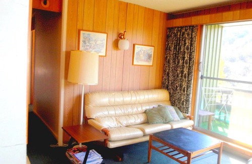 Thredbo Apartment | Two bedroom Unit with Amazing Mountain Views
