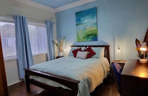 Cronulla Apartment | U2 Wanda Beach Cronulla, Cronulla Golf, Quiet refurbished unit