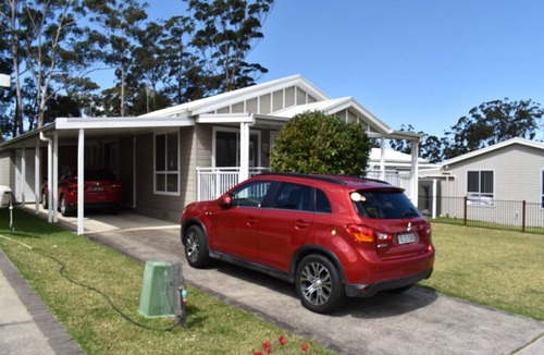 St. Georges Basin House | Ultimate 3BR Family Escape near Jervis Bay