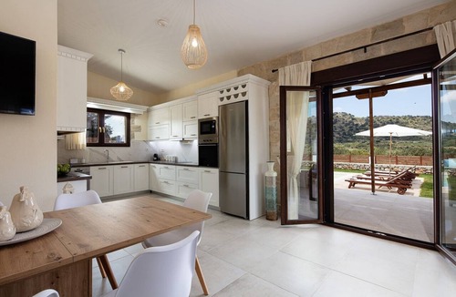 Melidoni Villa | Unique Stonebuilt rural Retreat with private pool!