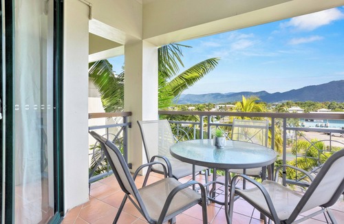 Cairns North Apartment | Unique Tropic Escape 444